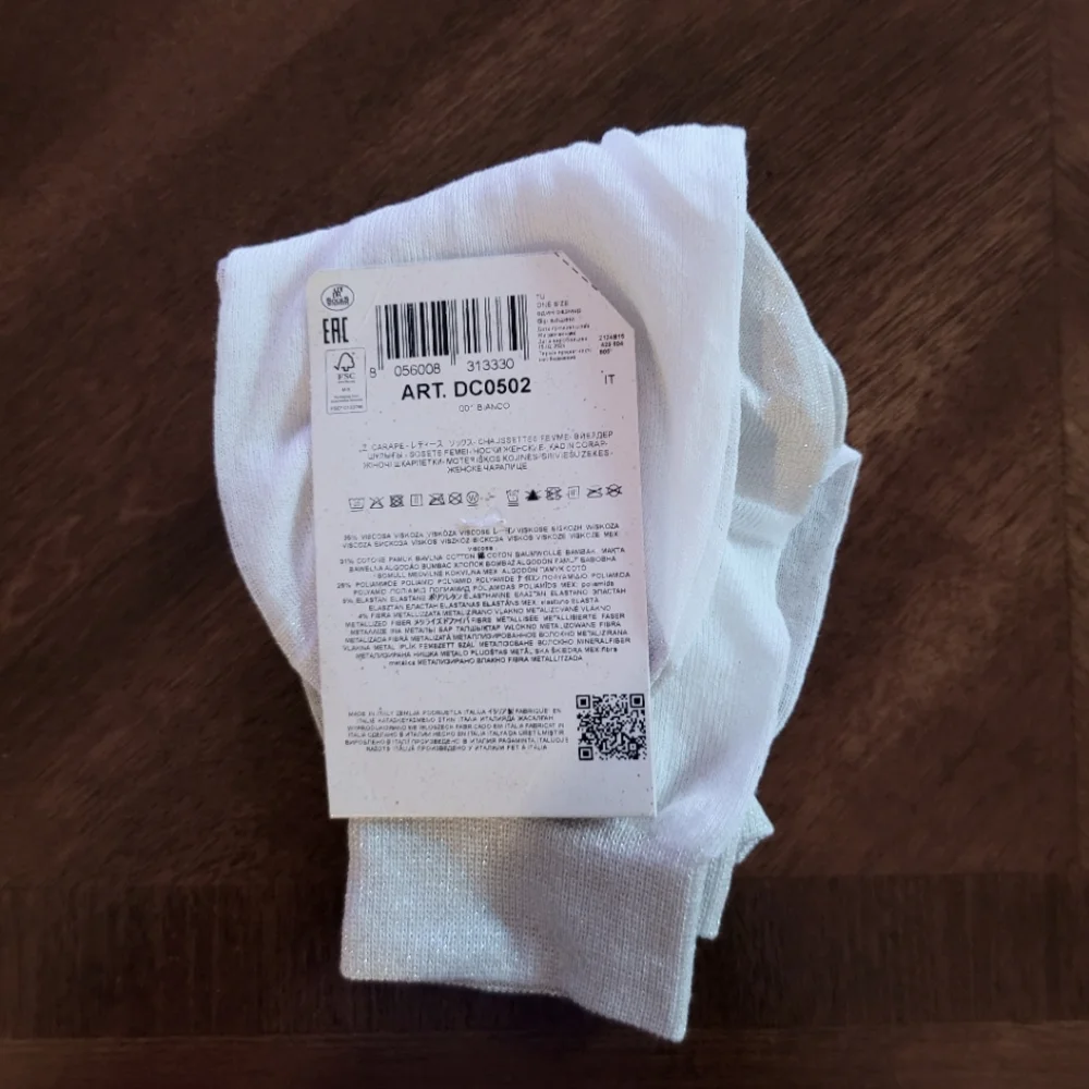 Calzedonia white Socks with Ripped Glittering Cuff and Heal New